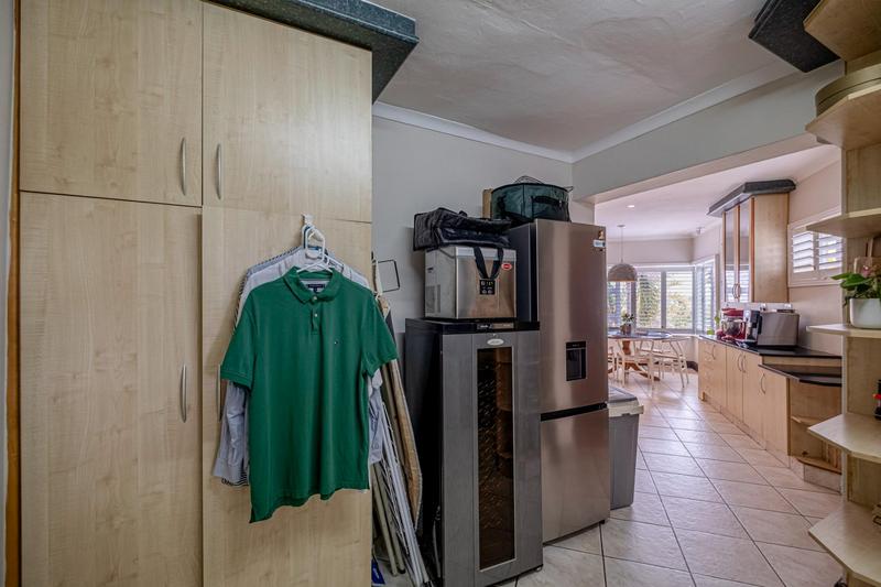 5 Bedroom Property for Sale in Linkside Eastern Cape